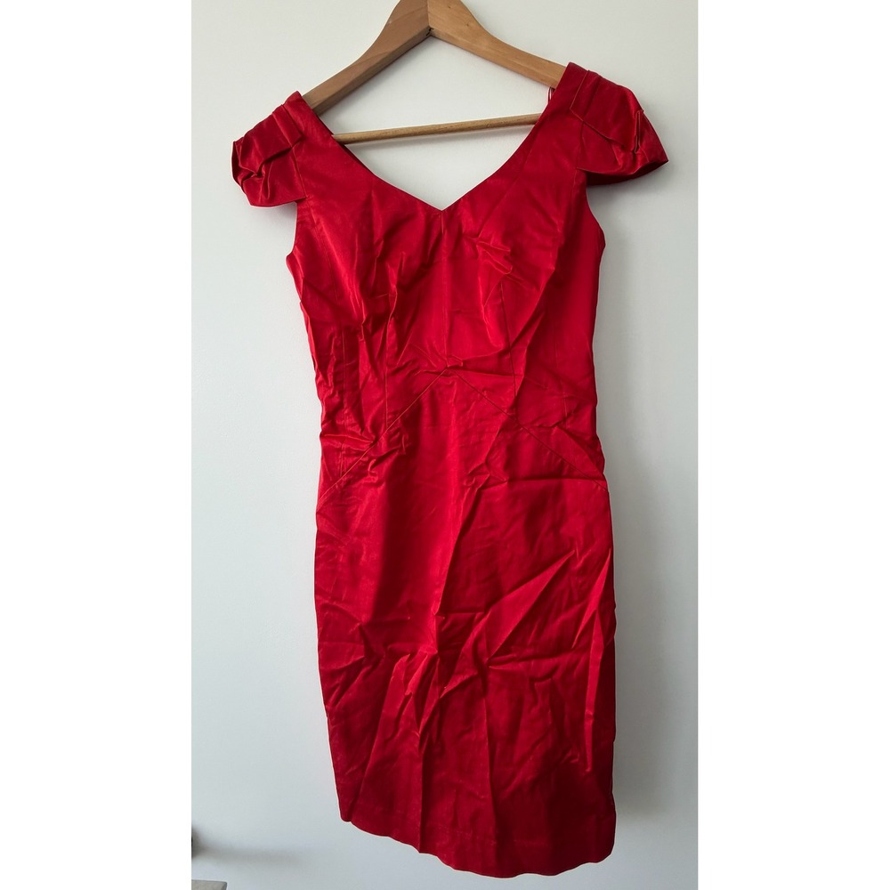 Veronika Maine Red V-Neck Pleated Cap Sleeve Sheath Cocktail Dress Size 6